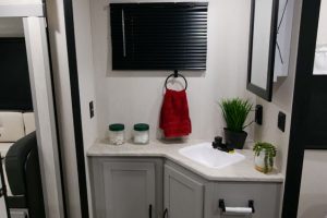Vibe-28BH-Bathroom-sink